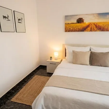Serenity And Apartamento Eforie Nord