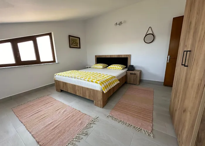 Serenity And Apartment