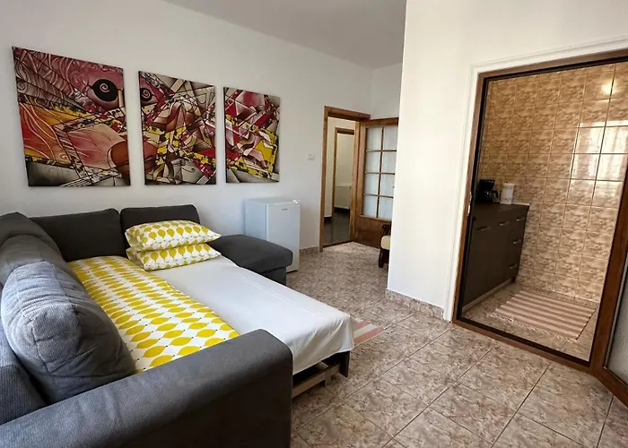 Serenity And Apartment *