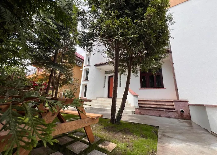 Serenity And Eforie Nord