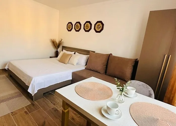 Serenity And Apartament Eforie Nord